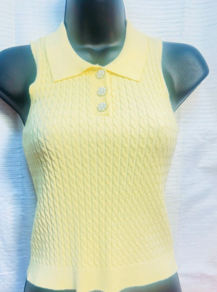 Top flower  Amarillo con botones de Perla’s y diamantitos
